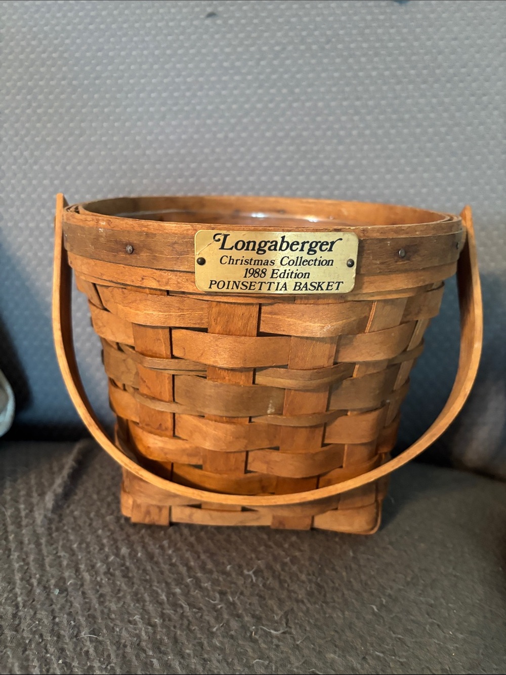Longaberger Brown Woven Poinsettia Basket with Handle